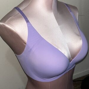 Victoria’s Secret T Shirt Wireless Push Up Comfort Lounge Bra